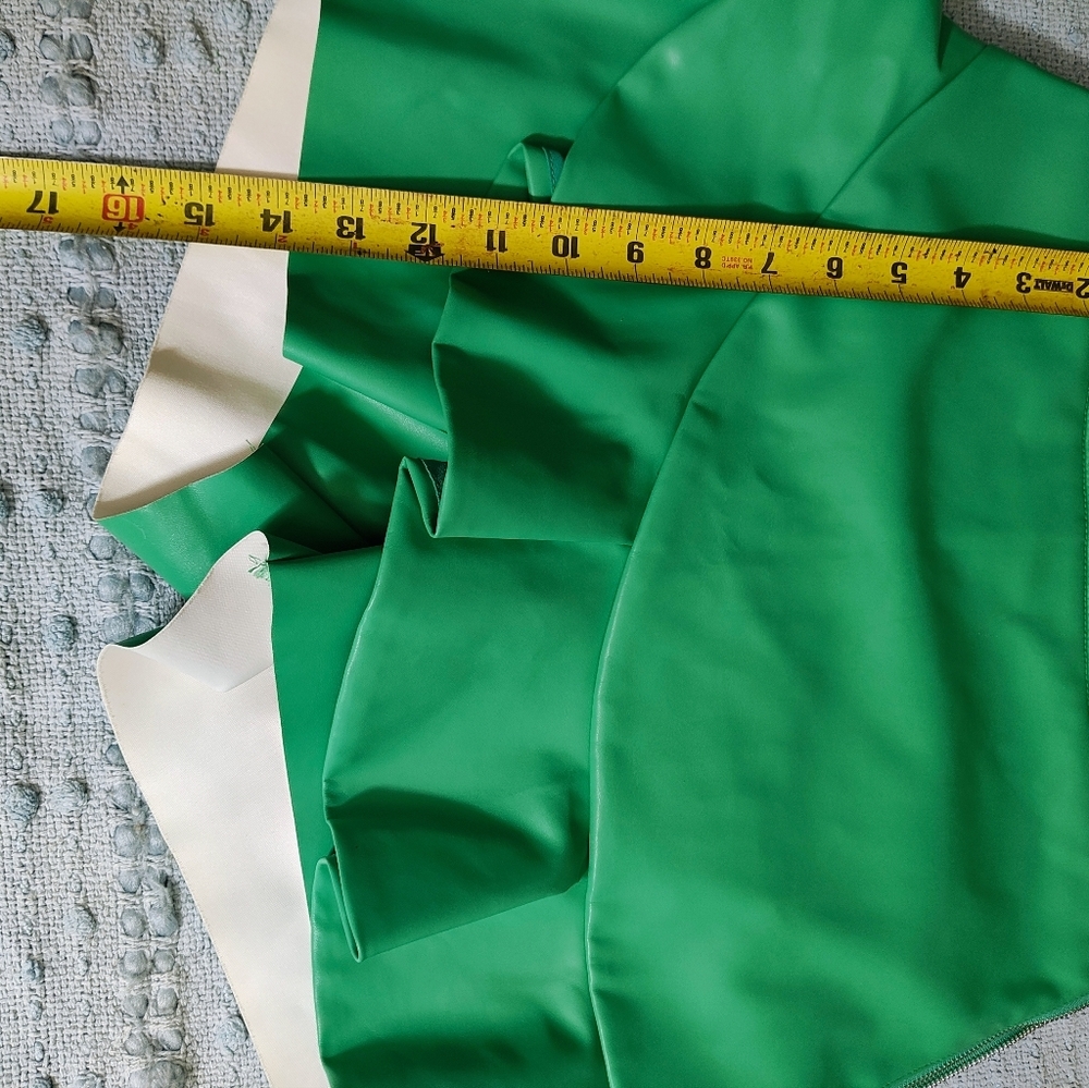 Green Ruffled Women's Skirt - Picture 7 of 13